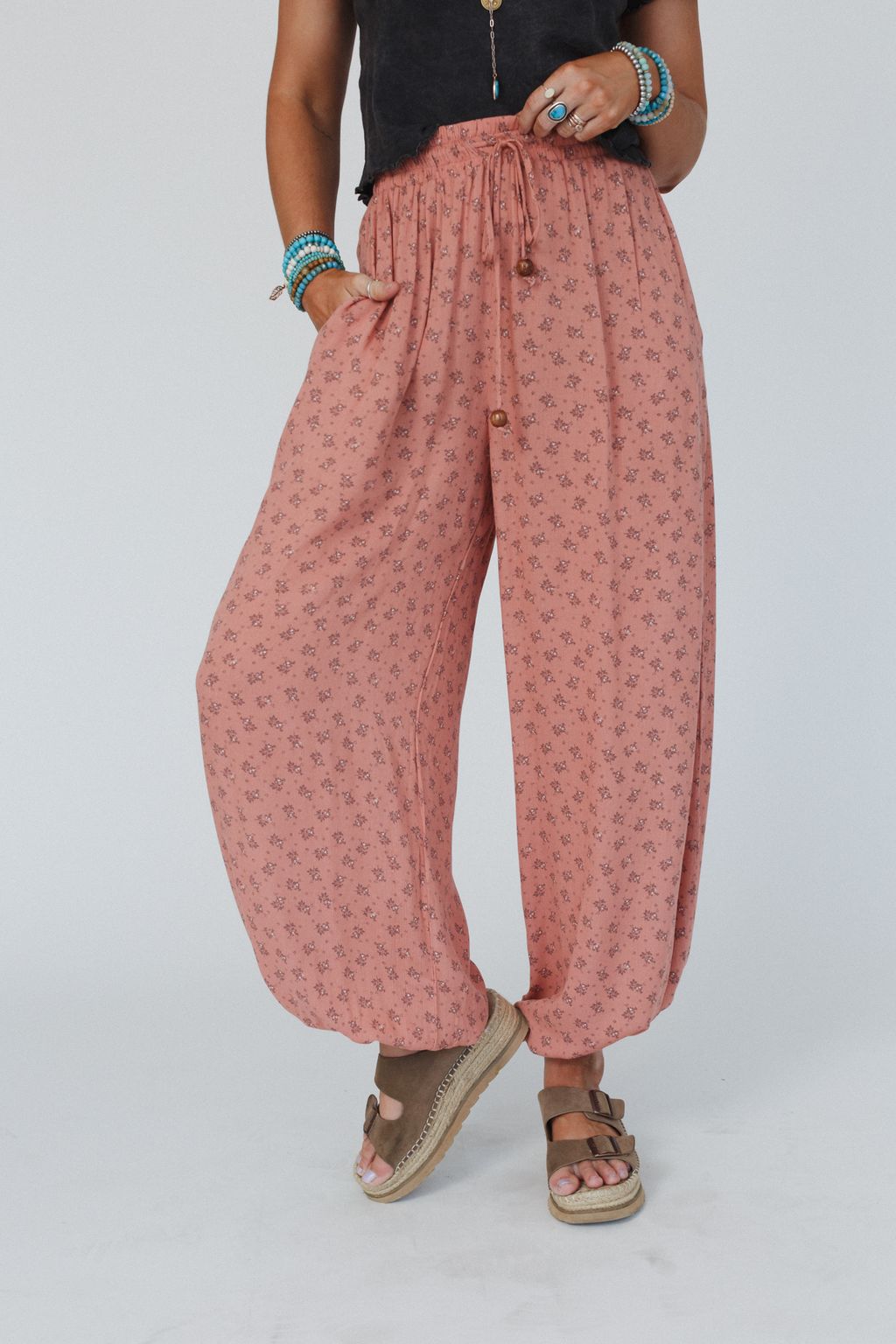 The Nest Emberlyn Wide Leg Cinched Pants - Clay