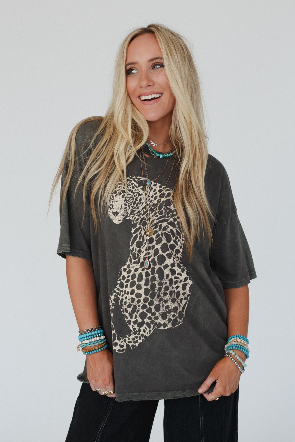 Cheetah Graphic Tee - Iron