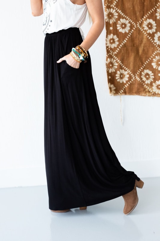 3BN Pocketed Maxi Skirt - Black  |  CORE  - Three Bird Nest